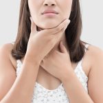 What are the symptoms of sore throat